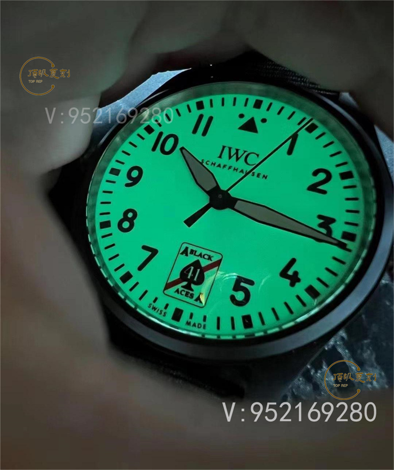 M+廠力作：萬(wàn)國(guó)馬克飛行員系列黑桃A特別款腕表全面評(píng)測(cè)-復(fù)刻表